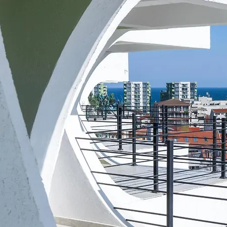 Zig Zag Zen Mamaia Nord 公寓